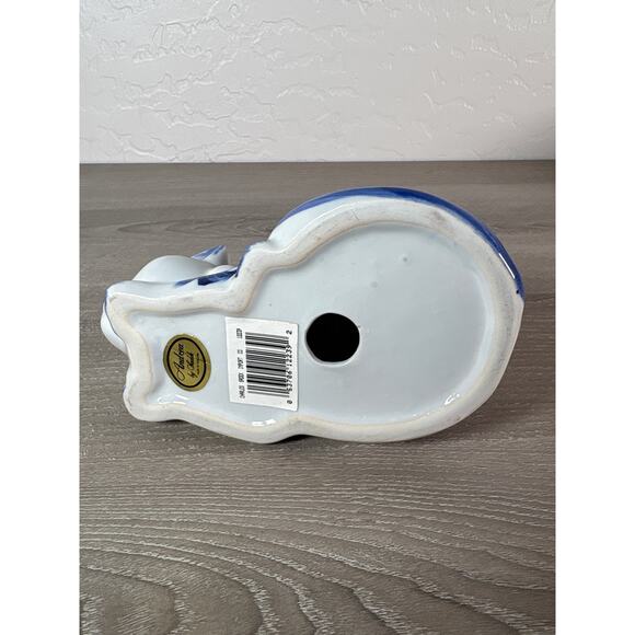 Vintage Cobalt Blue & White Flowers Sleeping Hand-Painted Collectible Cat w/ Bow - Picture 6 of 6